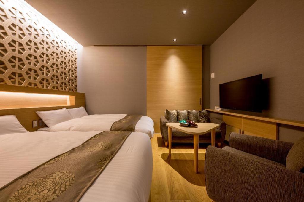 เรซี สเตย์ คุมิโกะ อมาเทอร์เรซ Hotel เกียวโต ภายนอก รูปภาพ